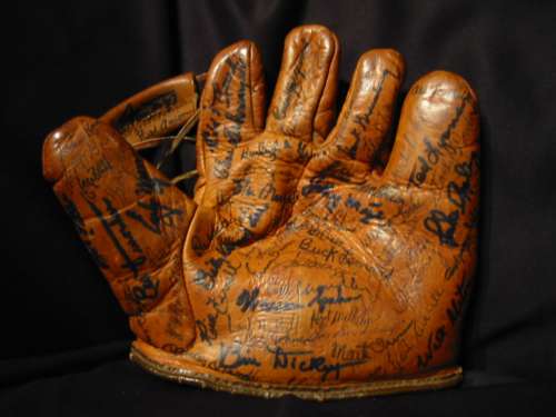 Hall of Fame Glove Front
